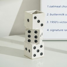 마켓에이 주사위 오브제 화병, 블랙