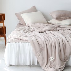 BasicTone Solid Line 柔軟超細纖維鋪棉被 + 枕頭套組