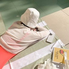 Dynamm 超細纖維光觸媒大型海灘巾 90 x 130 cm, 綠色天鵝絨, 1個