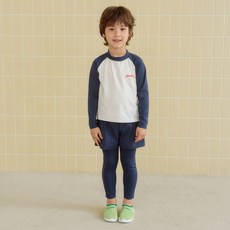 UNITED COLORS OF BENETTON. KIDS 兒童潛水防磨衣上衣下身組