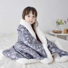 ahtty blanc 多功能小被被, 炭底葉紋