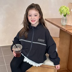 Starbean Sunny 蕾絲寬鬆版防風外套