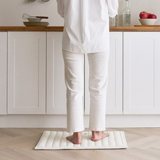 BOWELL 毛巾布絎縫浴室腳踏墊, 象牙白