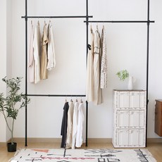 Nero寬度調節衣架 3層, 黑色