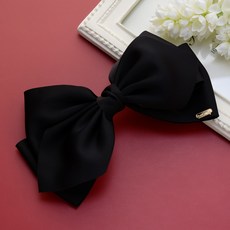 HanNal 緞面金屬吊墜蝴蝶結自動髮夾