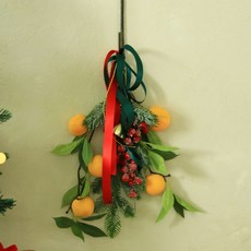 聖誕水果莓果刷狀掛飾花環 FREE(30 x 48 cm), 杏色