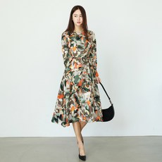 프롬코 멀티 플라워 피치 새틴 롱 원피스 FRC105