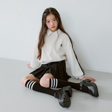 SM2女童麻花針織大學T