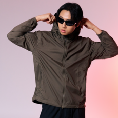 SUMMERTECT 男士用 Hyperlight 輕量防風外套