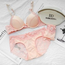 GLAM GONGGAM Fraise 大尺碼女性內衣 鋼圈胸罩 + 內褲2件 + 洗衣網套組
