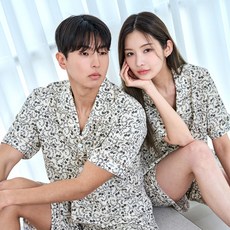 도씨 커플용 냉감 실크핏 플라워 반팔 카라 잠옷 세트 D-3691