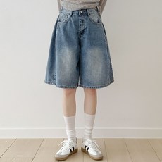 Planday 女款Chent側邊細褶百慕達牛仔褲