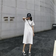 DMELD 大尺碼夏季日常寬鬆素色短袖連身裙