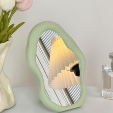 Taejiseu 折疊式雲朵桌鏡, 綠色