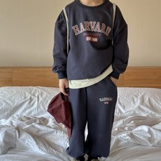 EYOUMONG 兒童寬鬆版型字母運動長袖大學T + 束口長褲套裝 E6S031