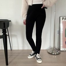 別緻的黑色女式多日常羅紋打底褲 cplg298k2c