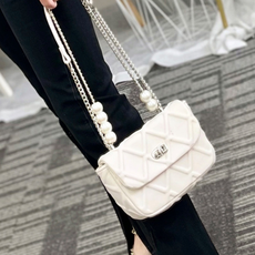 티나르 레더 체인 크로스백