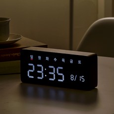 Flyto Wood Days 室內 LED 台鐘, 黑色