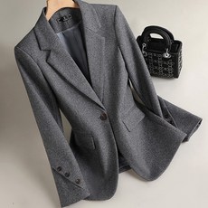 Queenis 女款袖口斜排釦設計感夾克