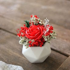 ScentBasket 女王玫瑰香皂花不凋花桌花 + 手提盒組合, 紅色