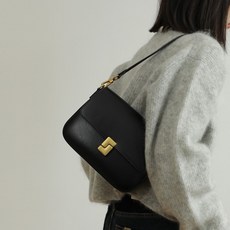 하이즐리 가죽 버클 크로스백