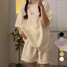 Elsso 多色日常笑臉情侶睡衣短袖+短褲套裝