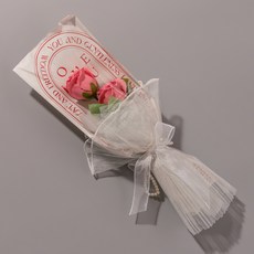 아스파시아 비누꽃 로브 장미 두 송이 진주 리본 꽃다발, 핑크, 1개