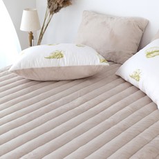 BasicTone 基本色調保暖高級超細纖維絎縫床墊, 柔和米色