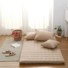 棉質絎縫保潔墊, 米色