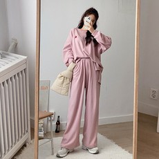 EVELLET 女款大尺寸刺繡長袖T恤及運動長褲組