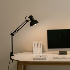 Sam's Pixar 書桌附燈 SLS-107, 黑色