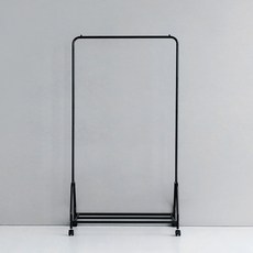 MARKET B SEEOT 移動式衣架, 黑色