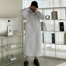 NANING9 女款 LTBO 刷毛連帽棉質長版連身裙, 麻花白