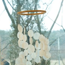 Kuching island. 風拂貝殼吊飾捕夢陽光捕手, 白色