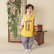 Honey Bee Saekdong 男童韓服套裝