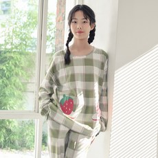 CocoDream 女性 青少女 學生 草莓愛心 可愛爆棚 寬鬆版 長袖 睡衣 上下套裝