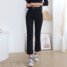 jalbba jean 女款氣質直筒牛仔褲