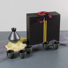 Dal Sogeum 韓國製陶瓷半森酒瓶組, 陶瓷酒瓶 + 酒杯 5入, 1套