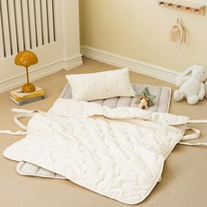 izari 刺繡絎縫一體式午睡被子薄墊枕芯枕套組, MooMoo Cream