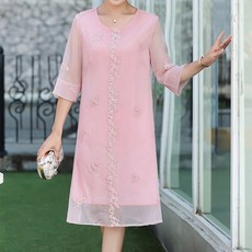 ATTERLIC 時尚圓領五分袖亮點透視花朵刺繡中長連身裙 13832, 粉紅色