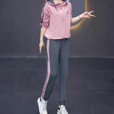 Chichills 女款Antony連帽戶外+束口褲運動套裝 11030