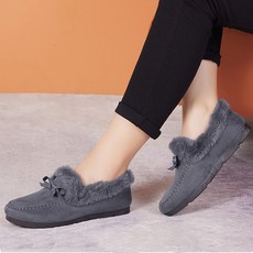 Elsso 女款復古毛絨柔軟平底樂福鞋