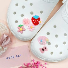 Bidan Gil草莓花鞋子配件裝飾6件組