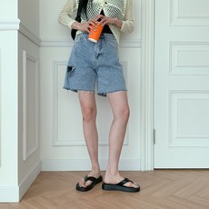 시크블랙 여성용 버네틴 5부 데미지 팬츠 PT9760K24