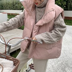 女款斜口袋寬鬆鋪棉背心 cpvt1260c49