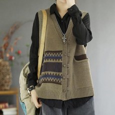 Queenis 冬季短版針織背心