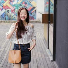 여성용 두봄 오프 숄더 7부 셔츠