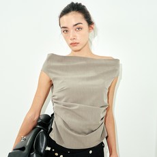 Oui mais non 女款 Venus 上衣