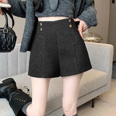 Awesomeful 女款普羅林毛呢短褲 A24WP102128