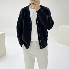 ADORE CLASSIC 素色寬鬆鈕扣針織外套